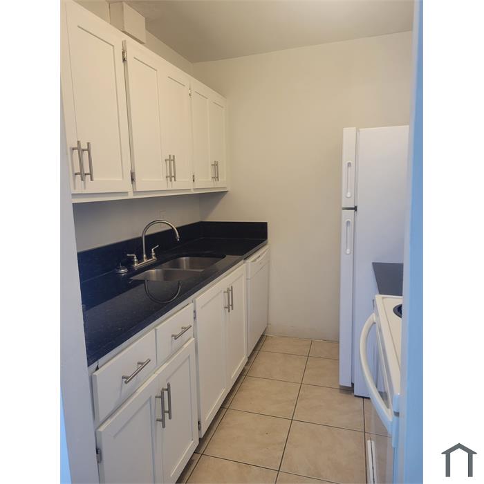 Executive House Apartments