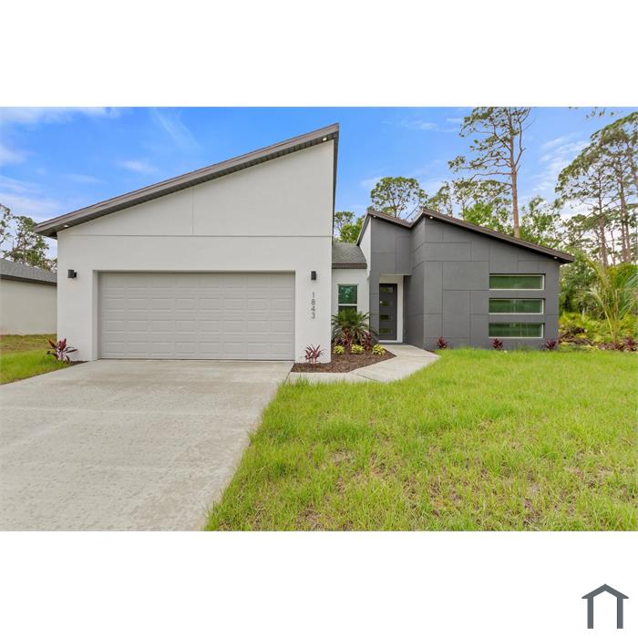 1250 Papillon St