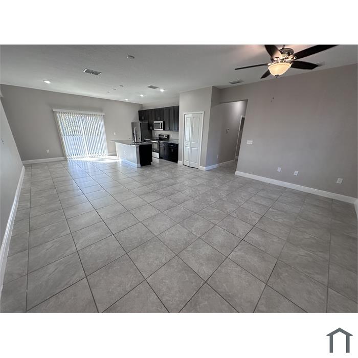 998 W Citrus Springs Blvd