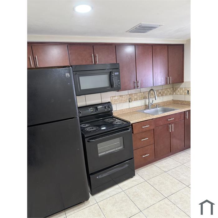 6103 Pennsylvania Ave