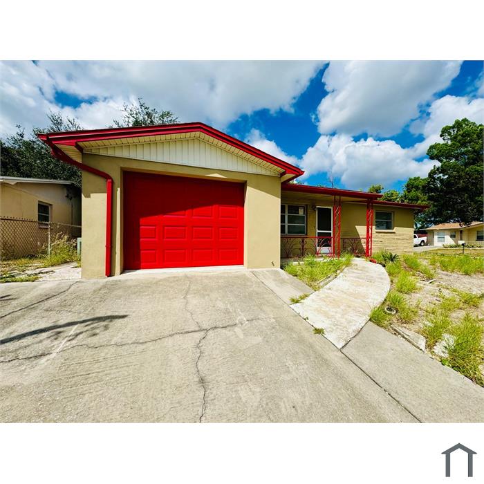1103 Classic Dr