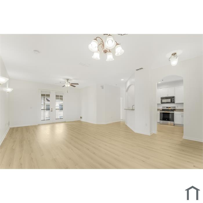 3351 Whitestone Cir