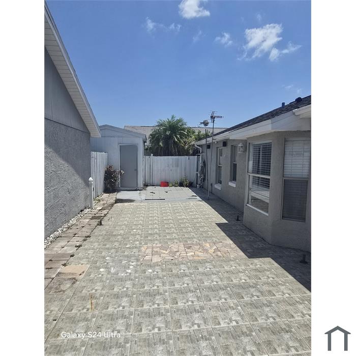 2358 Harbor Town Dr