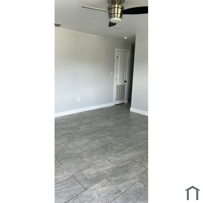 632 Royalty Ct