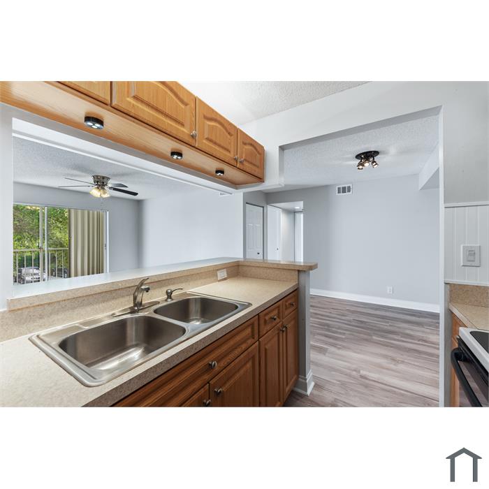 2502 SE Anchorage Cv