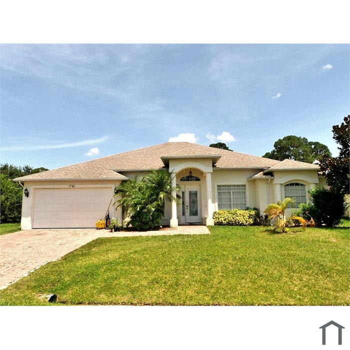 1761 SW Cycle St