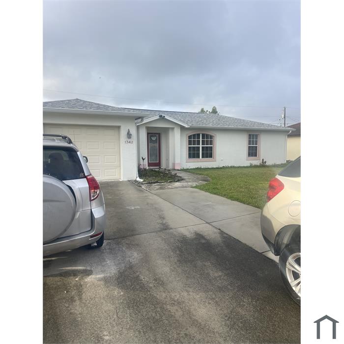 1342 SW Wampler Ave