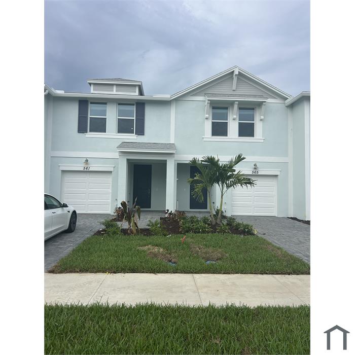 561 Salisbury Cir