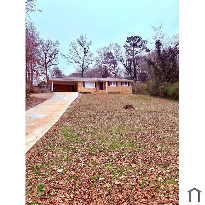 3553 Pine Needle Dr SW