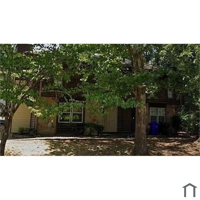 1443 Forest Villa Dr NW
