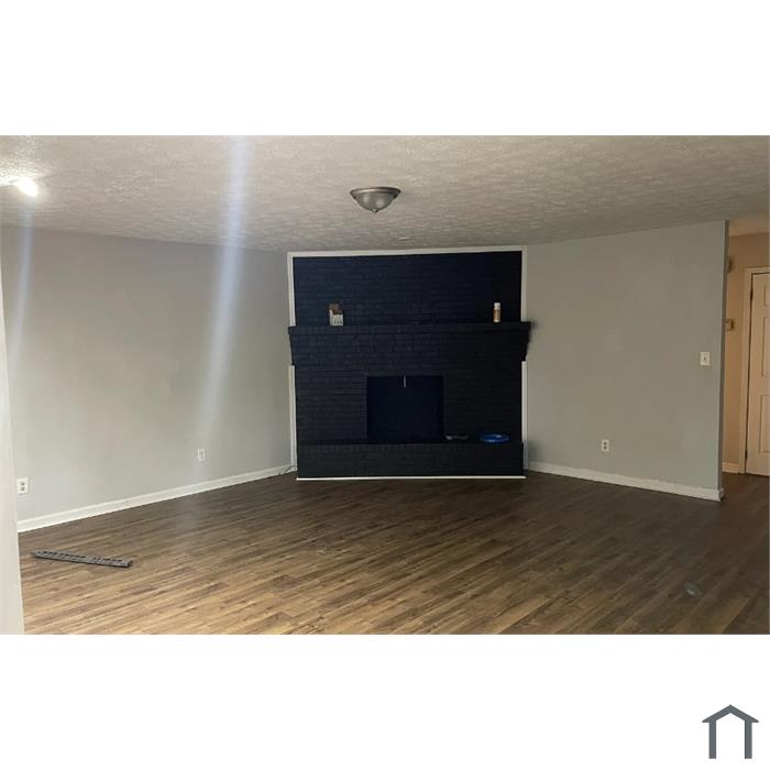 2585 Golfview Ter SE