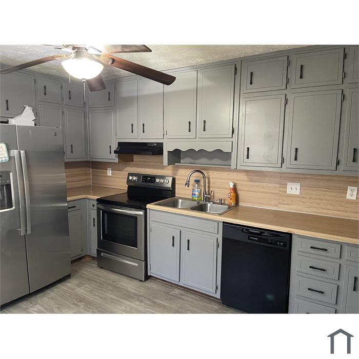 1760 Southgate Ln SE