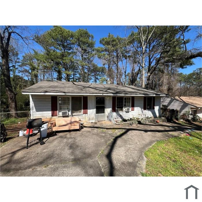3382 Phillips Cir