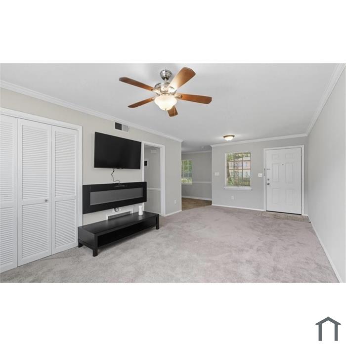 2427 Lawrenceville Hwy