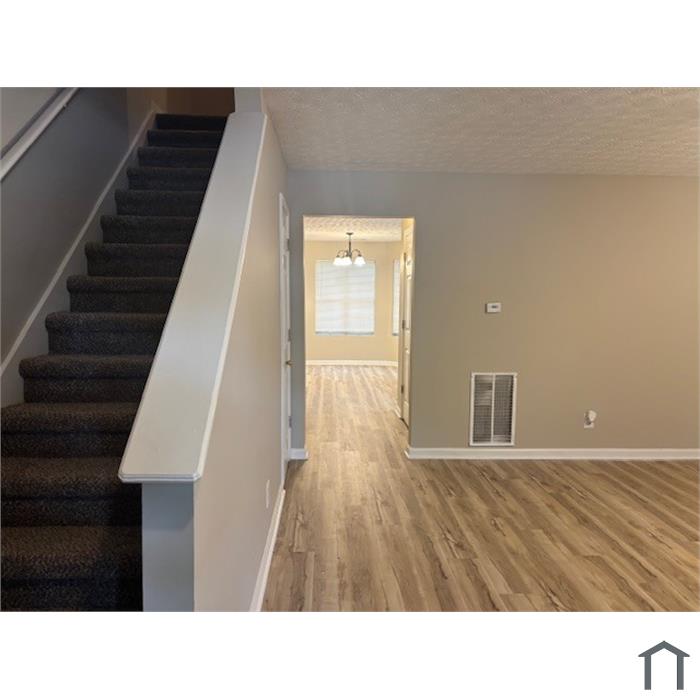 3804 Waldrop Ln