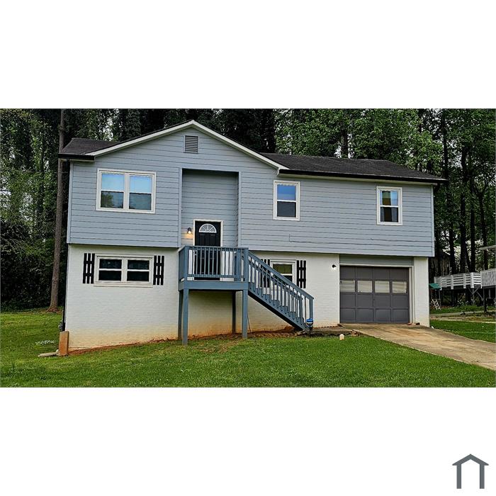 3239 Pine Springs Mnr