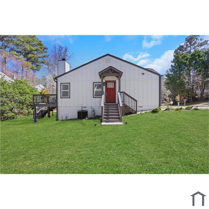 3242 Kingswood Gln