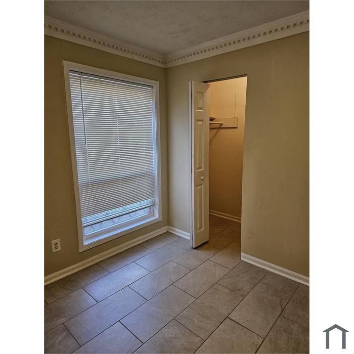 3184 Abbeywood Dr