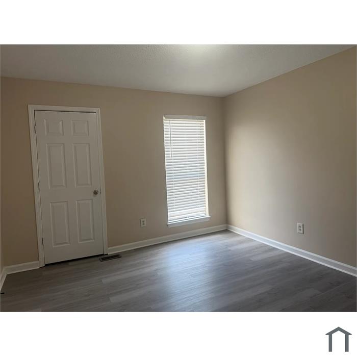 403 Arnold Rd