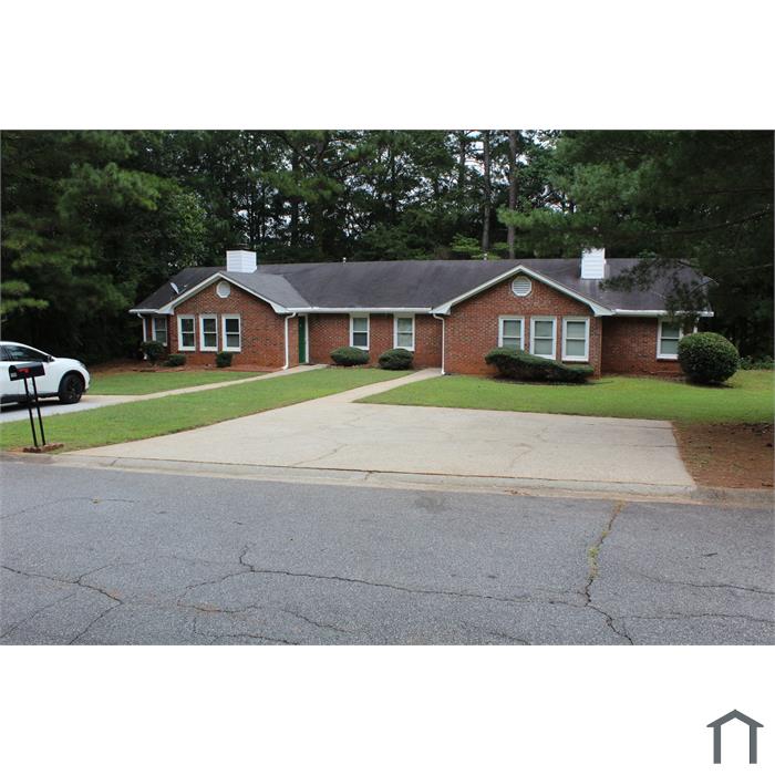 1906 Patterson Cir