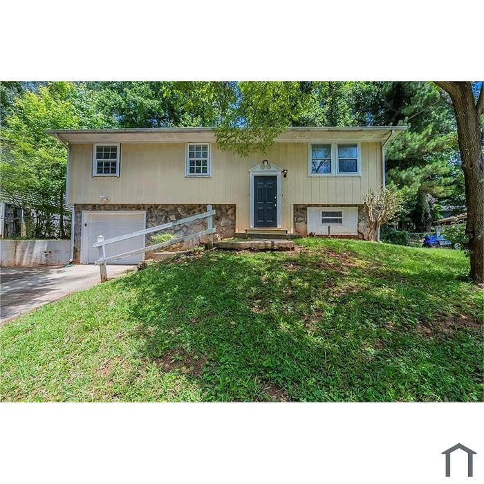 2242 Cherokee Valley Cir