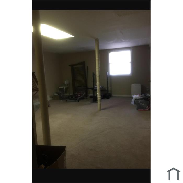 4 Bedroom Single Family House 620 Woodcrest Manor Dr in Stone Mountain