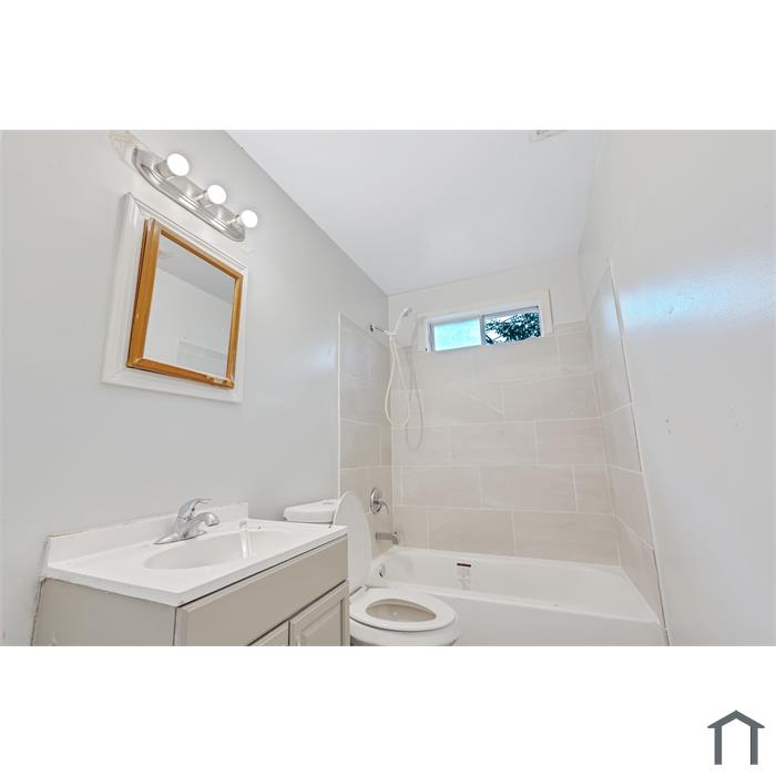 698 Sexton Dr Stone Mountain GA 30083