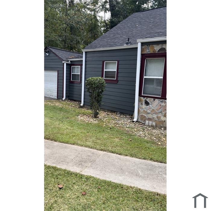 6107 Rockbridge Rd