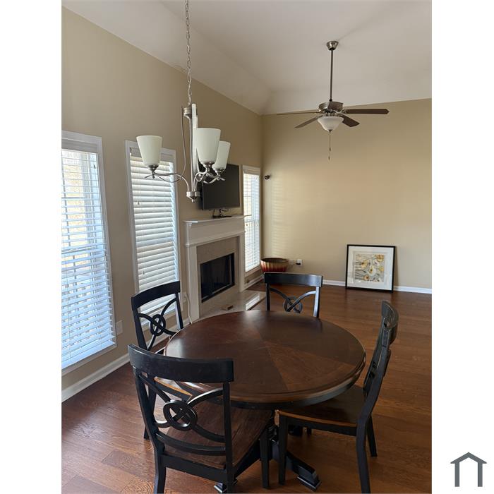 5940 Vinings Vintage Way