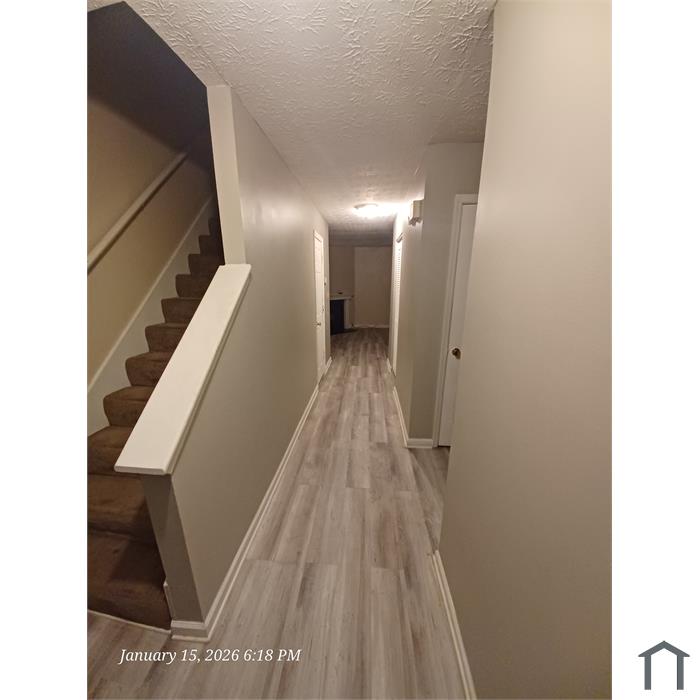 7200 Crestside Dr