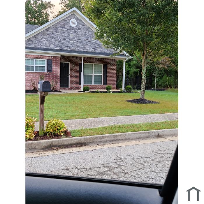 1373 Pebble Ridge Dr