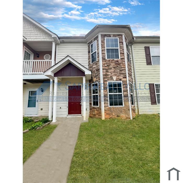 1716 Old Dogwood