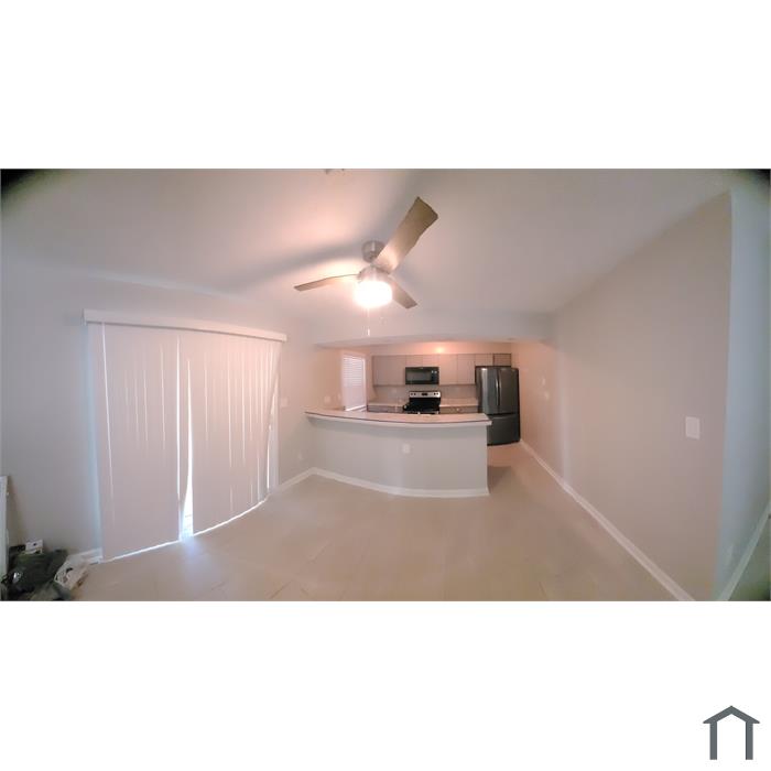 6570 Sleepy Hollow Ln