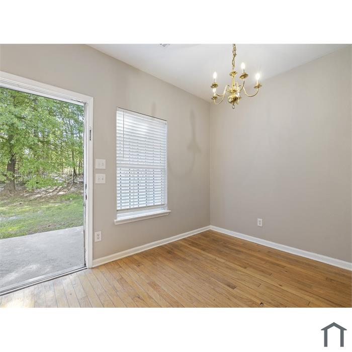 4 Bedroom Townhouse 271 Brookview Dr in Riverdale, GA