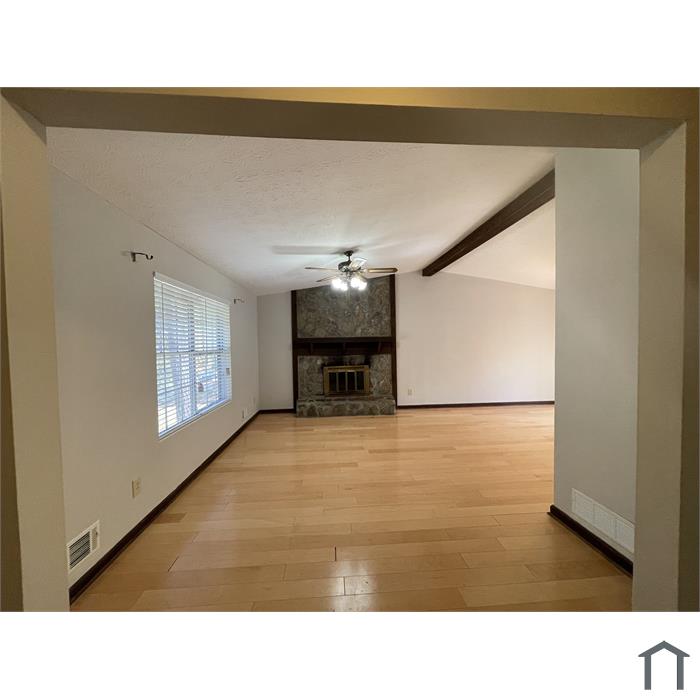 165 Lexington Ct