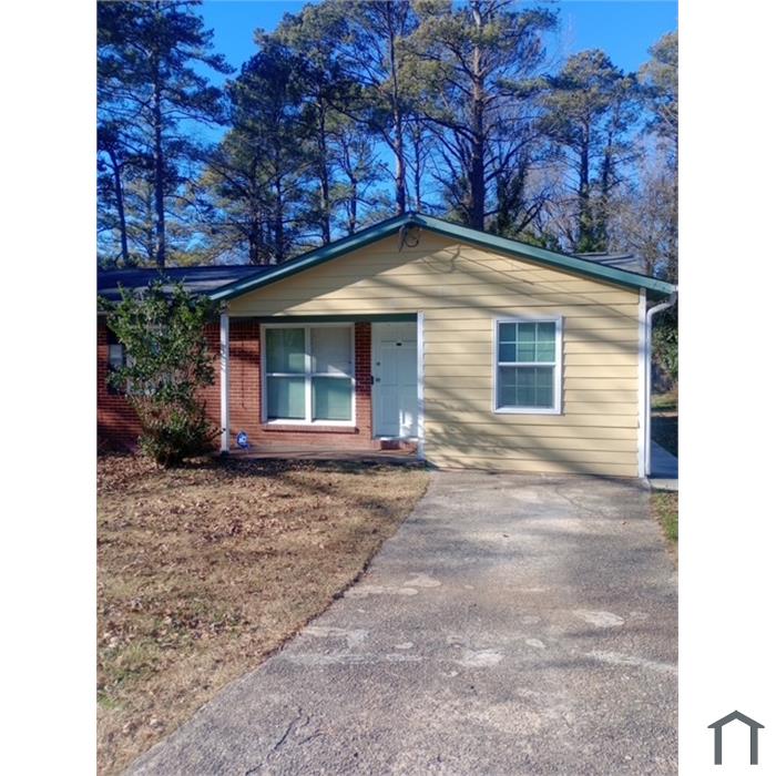 276 Roxbury Dr