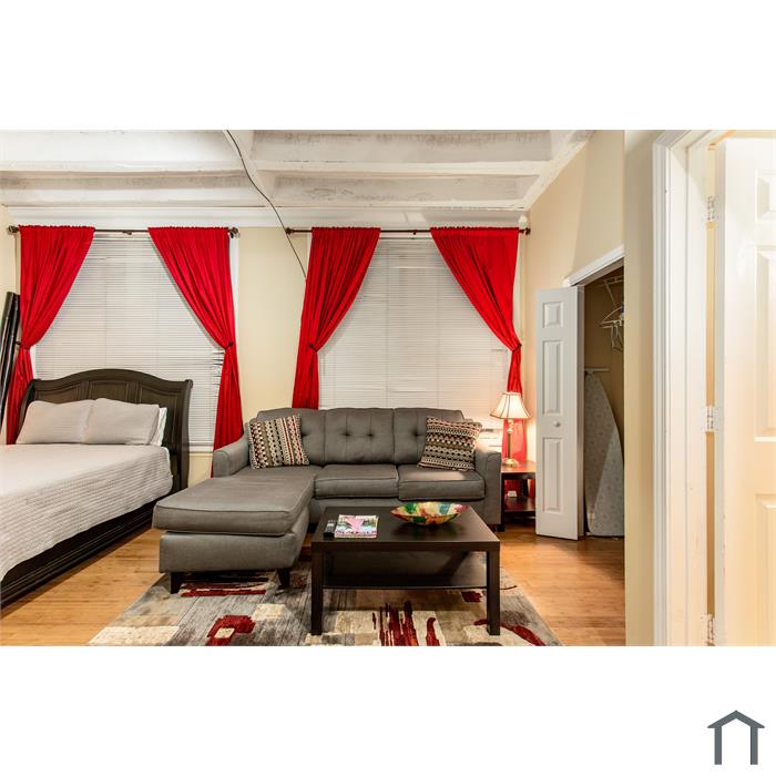 32 Peachtree St NW