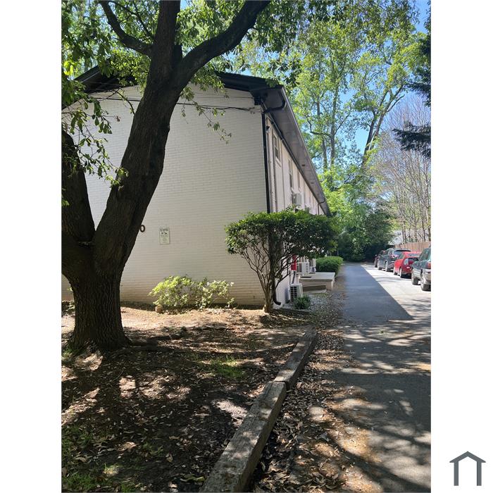 Midtown Apartments