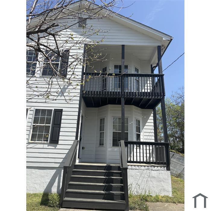 1009 Lawton Ave SW