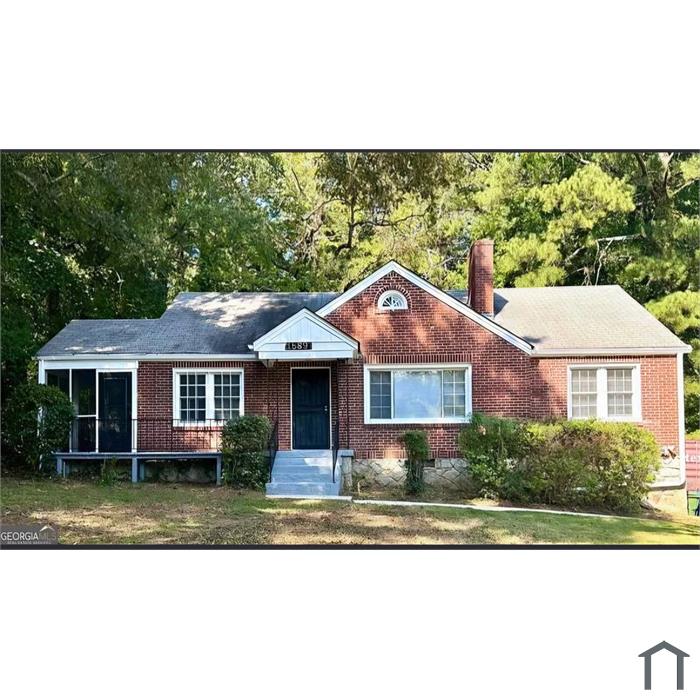 1589 Pinehurst Dr SW