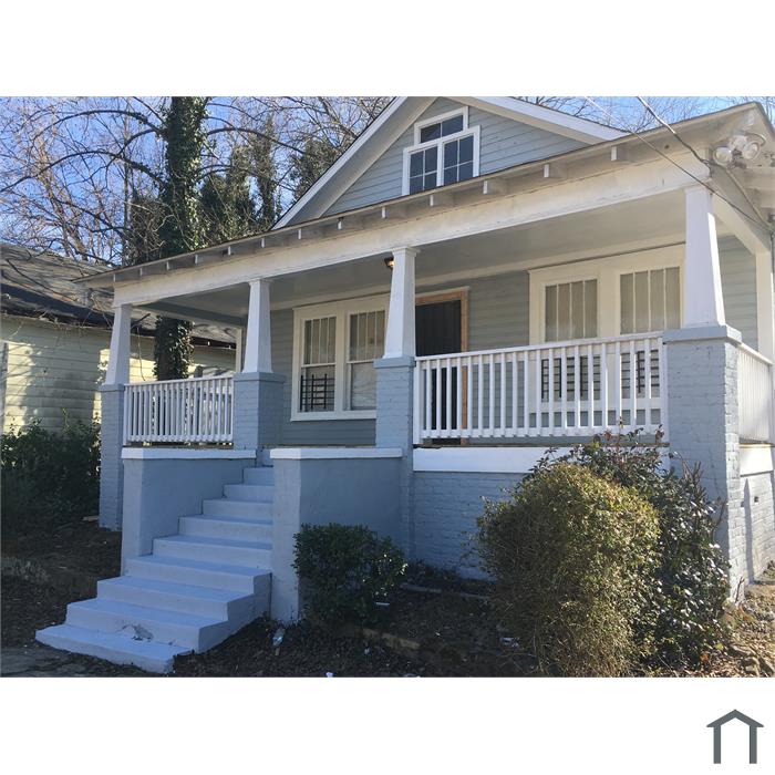 896 Spencer St NW