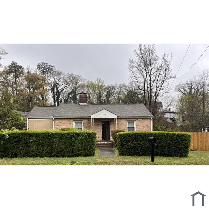 108 Holly Rd NW