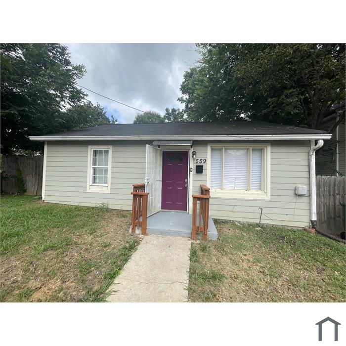 559 Griffin St NW