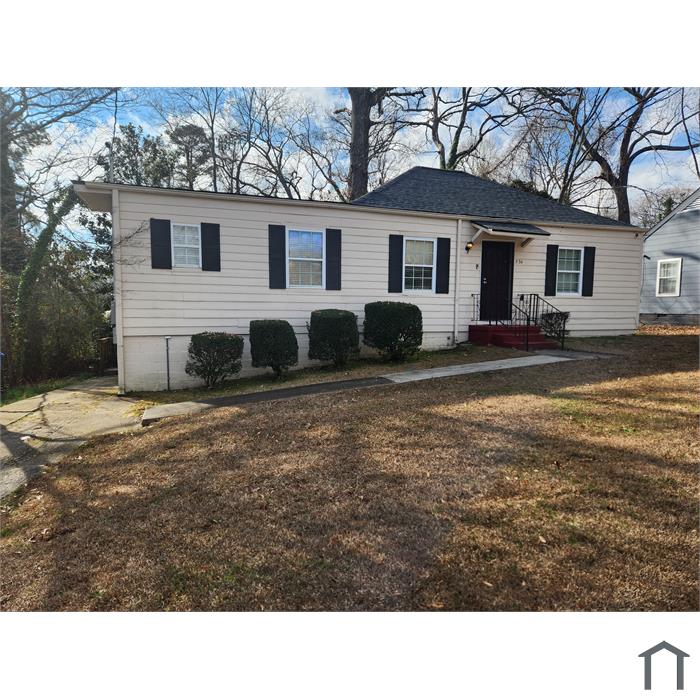 534 Hamilton E Holmes Dr NW
