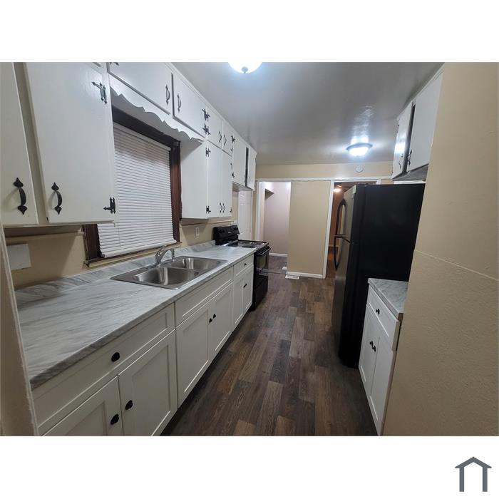 3670 Hill Acres Rd SW