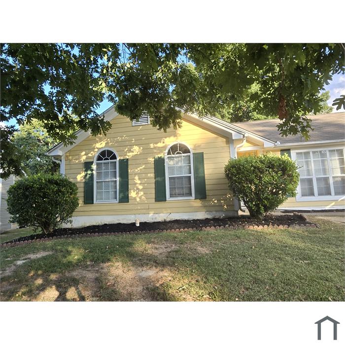 6090 Emerald Pointe Cir