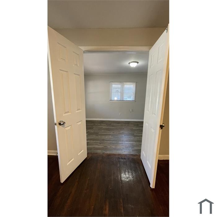 185 Oak Dr SW