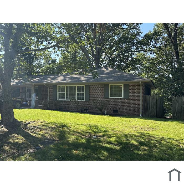 466 Christopher Dr