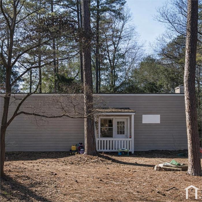 207 Rustwood Dr