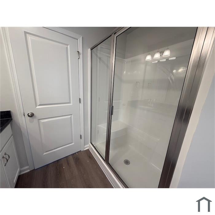 1301 Newbern Dr